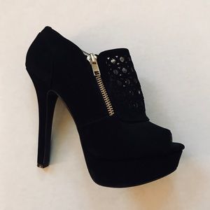 Cupid Gaze Platform High Heel Peep Toe